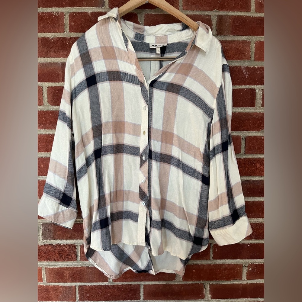 Neutral and navy lightweight flannel